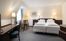 elaya hotel Klösterle Noerdlingen, Trademark by Wyndham